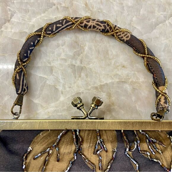 Floral Embroidered Women's Bag - Picture 6 of 12